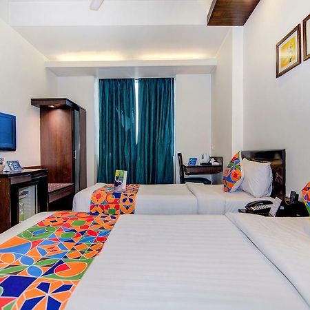 Fabhotel Rockland New Delhi Exterior photo