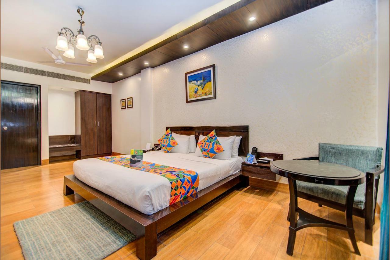 Fabhotel Rockland New Delhi Exterior photo